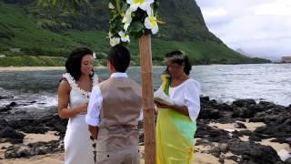 Hawaiian Lei giving