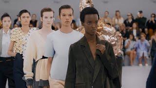 Loewe SS24 Runway Show | Paris Fashion Week | VRAI Magazine