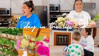 day in the life | grocery shop with me, fresh flowers, pickles, & making dinner