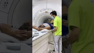 MRI untuk mengecek saraf terjepit pinggang di RS EMC Alam Sutera Tangerang