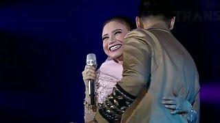 ROSSA Ft. AFGAN - Kamu Yang Ku Tunggu || Konser The Journey of Dazzling  21 Years