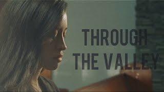 Rosita Espinosa | through the valley