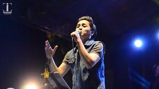 SURAT CINTA UNTUK STARLA - Virgoun (MOZA COVER) Live at UNIGORO