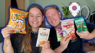 [ASMR] GERMANS TRY KOREAN SNACKS!  | ASMR Marlife