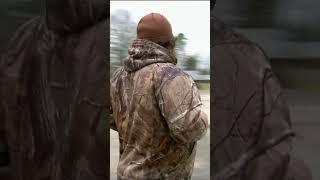 Si Gets Behind the Wheel of an 18 Wheeler | Duck Dynasty | #shorts