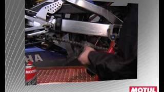 Motul products - Chain Clean (english)