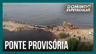 Comunidade de pescadores isolada pelas enchentes recebe ponte provisória no Rio Grande do Sul