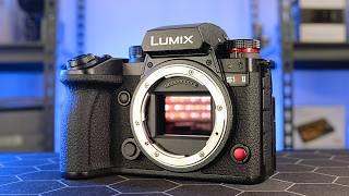 Panasonic LUMIX S1RII Review | 8K is Here!  But...