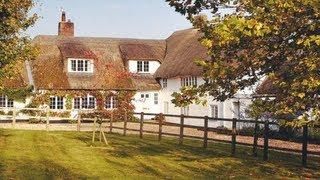 Open house: Historic thatched cottage in Wiltshire