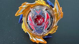 Hasbro Beyblade Burst Evolution Genesis Valtryek V3 6V.R. - Review, Comparison and Test Spin!