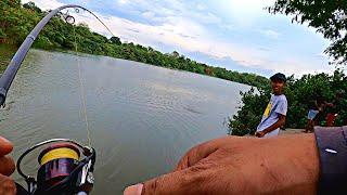 BARRAMUNDI FISHING IN SRI LANKA - Shore Jigging For Brackish Water Fish | DUO Jigs