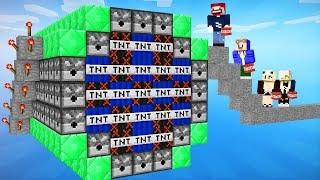 MY TNT CANNON DESTROYED THE GIRLS in GIRL vs BOY TNT WARS