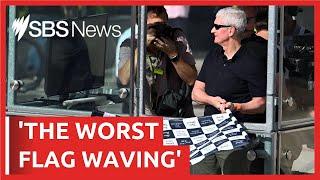 Apple CEO Tim Cook 'embarrasses' Formula 1 fans | SBS News