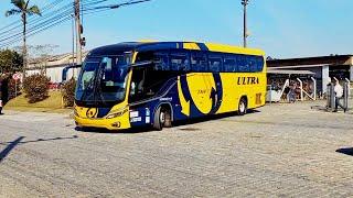 Movimento De Ônibus Na Fábrica Da Busscar Com Muito carros Saindo Pra Entrega