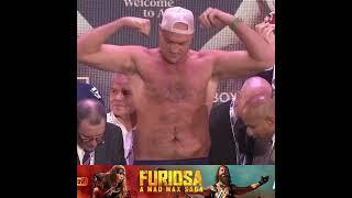 Tyson Fury Hits The Scales At 262lbs For Oleksandr Usyk Fight 