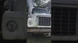 10 wheeling   #offroad #10wheeler #bigrig #semitruck #trucker #yeeyee #sendit #fullsend #trucking