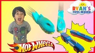 Hot Wheels Split Speeders Blade Raid Track Set Toy Cars Ryan ToysReview