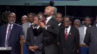 Pastor Keion Henderson Preaching At COGIC AIM!