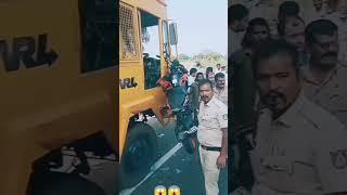 Bus ne maari de Takkar Rider ko bus ki halat #viral #video #treading #explore 
