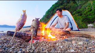 釣った魚を焼いて、のんびりブッコミ釣りキャンプを楽しむ。