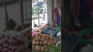 Mom at Keshtopur Bazar, Kolkata