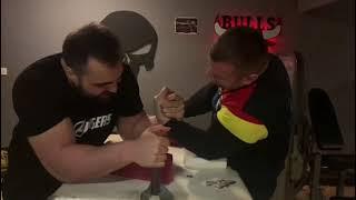 ANDREI CHIPREANOV vs ARIF ERTEM (TRAINING)