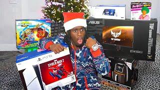 Opening Christmas Presents From My Viewers!