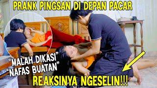 PRANK PINGSAN DI DEPAN PACAR , REAKSINYA NGESELIN!