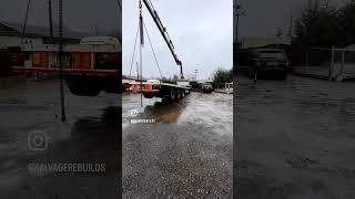 The biggest hiab Hine crane ￼￼How to turn a 40ft lorry in a 20ft gap