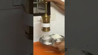 Easy Idiyappam Making #idiyappam #idiyappamrecipeintamil #shevige #idiyappamrecipe #easyidiyappam