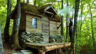 Ein Haus aus Paletten bauen. Großer Film. Anfang bis Ende