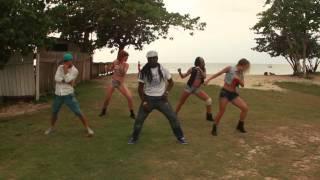 Jamaica: russians with Orville Xpressionz dancing to Assassin "dem nah look nuh gal"