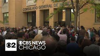 Hundreds left outside after doors close at Chicago's Mexican consulate during historic election