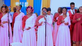 THE SAVED SOULS MINISTERS || TUMOGOCE || LIVE PERFOMANCE DURING VINEYARD MINISTERS LAUNCH