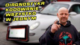 Grzegorz Duda testuje urządzenie do czytania błędów, kodowania i adaptacji samochodu po OBD