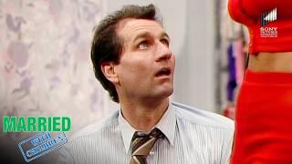 Al Slips as a Customer Unbuttons & Al Likes to Avoid Peggy | Married With Children