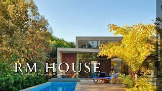 Modern Residential Design in Harmony with Nature
