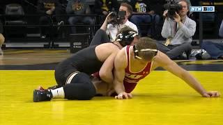 125 LBS: Michael Cullen (Wisconsin) vs. #1 Spencer Lee (Iowa) | 2019 B1G Wrestling