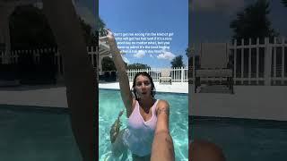 ME ENCANTA CUANDO LOS BAÑOS EN LA PISCINA SE ALINEAN CON LOS DÍAS DE LAVADO DE CABELLO #vidadem...