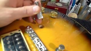 GIBSON Les Paul grounding tip by Bill Baker "Why is my guitar noisy"? ground issues tips