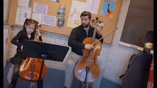 Spelen op een cello