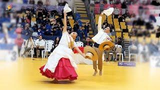 Magistral juego de sombreros de los campeones Senior con la hermosa Marinera "Palo blanco" | 2024