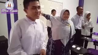 Belajar Asik di KAMPUS UNGU STIKes ICsada Bojonegoro (Model pembelajaran make and match)