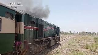 Millat Express Bhalwal se Guzarte Hue | 18 Down Millat Express Train Moving to Faisalabad - Karachi