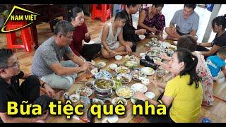 Tiệc về nước cùng gia đình Nam Việt - Văn nghệ với má 3 mợ 7 dì Út15