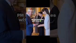 Prime minister gave Rosé space️ #blackpink #lalisa #jennie #jisoo #rosé