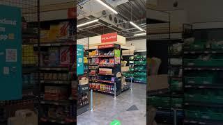 New Amazon Fresh Store in Croydon