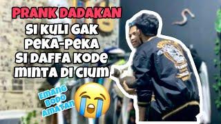 DAFFA BERMUNDO PRANK KULI SAMPE NGERENGEK || Kan Dikata, Si Kuli Emang Gengsian Banget