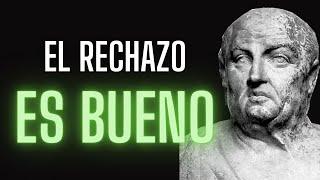 "La Sabiduría Estoica del Rechazo: Un Camino Hacia la Fortaleza Interior"