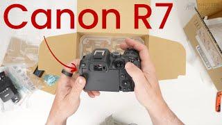Canon R7 - Unboxing and FIRST LOOK